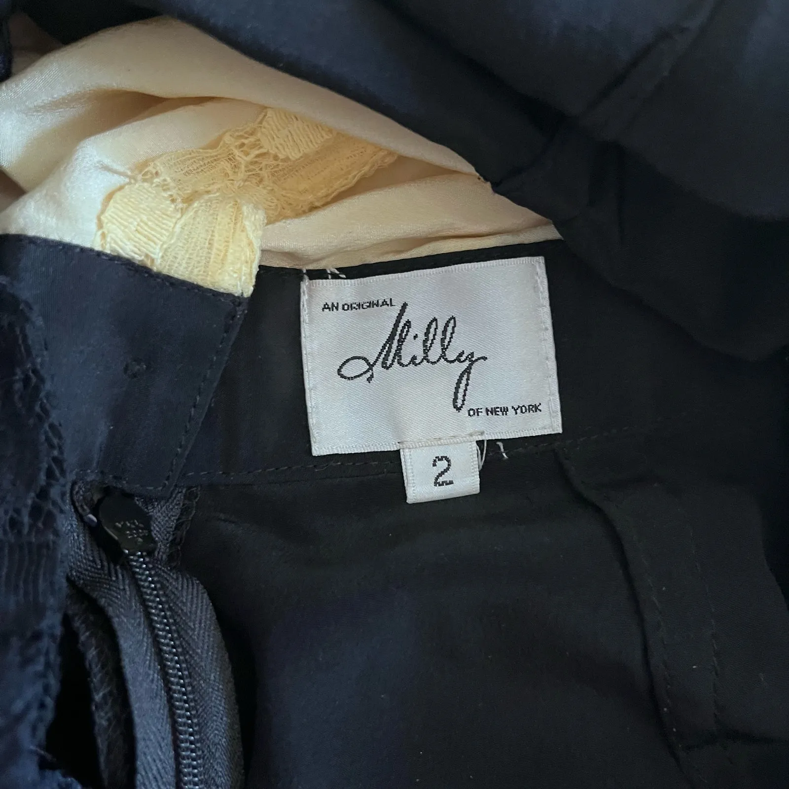 Milly Yellow and Black Lace Sheath Dress - Size 2 - Bow Waist - Image 3