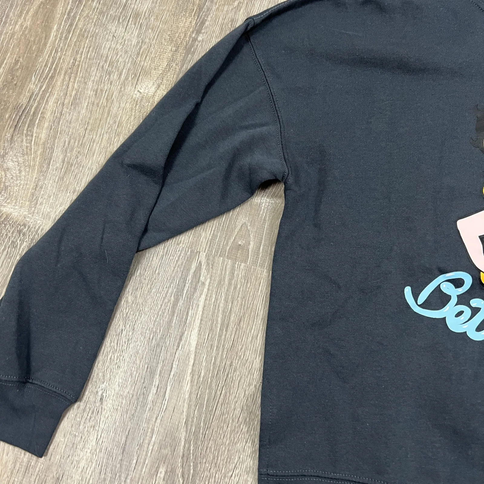 Betty Boop Women's Charcoal Gray Graphic Long Sleeve Sweatshirt - Image 6