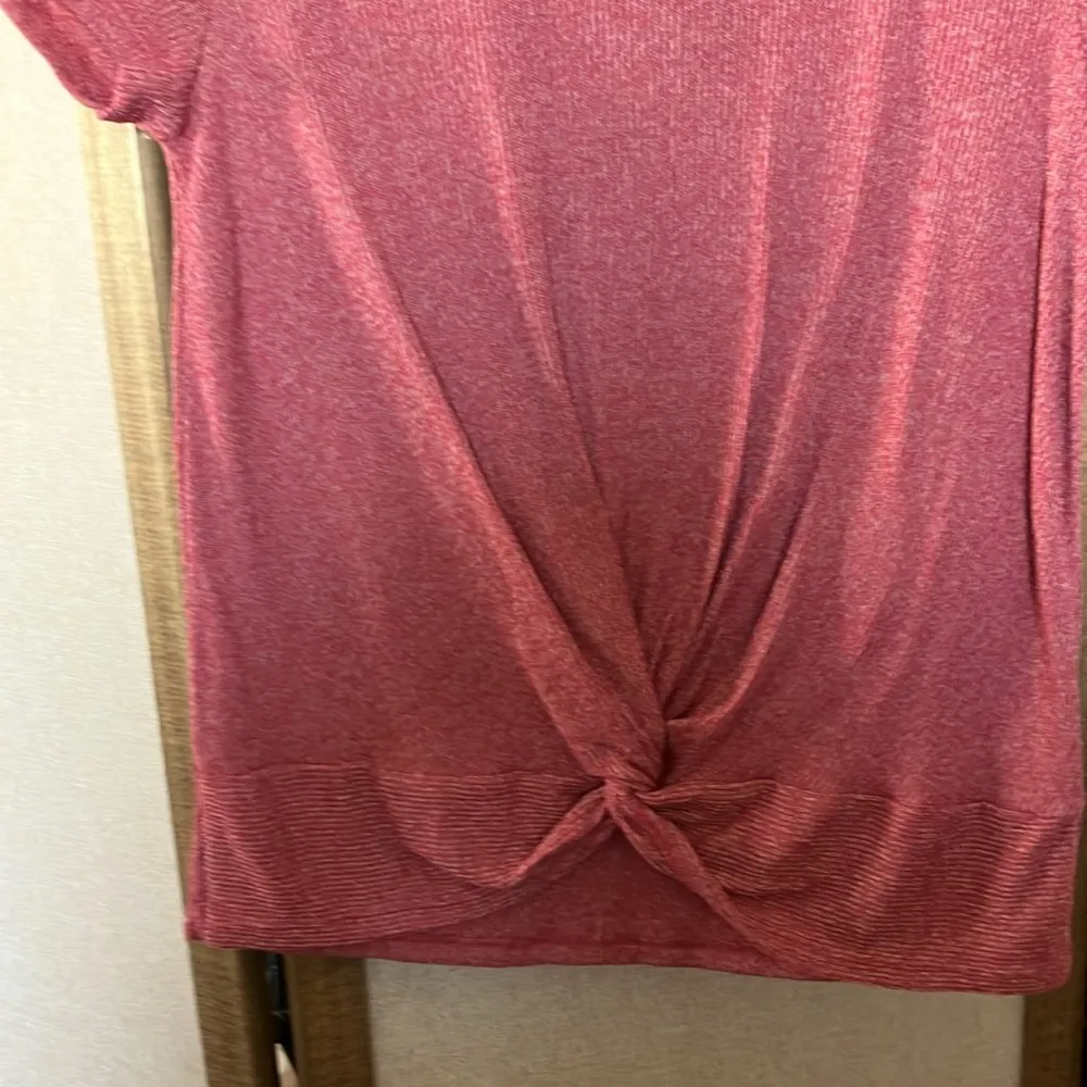 Pink Republic Pink knotted Front Short Sleeve Tee small - Image 2