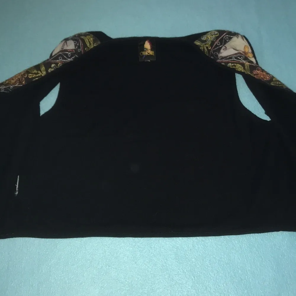 𝅺CHEROKEE vintage unique embroidered vest floral birds teacher boho NEW size M - Image 5