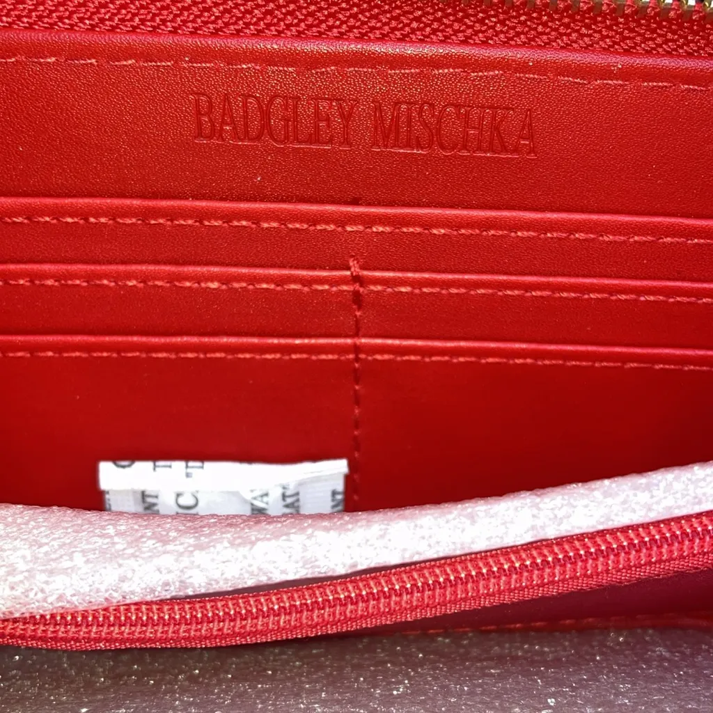 RED ORANGE BADGLEY MISHKA ACCORDION WALLET - BRAND NEW - Image 8