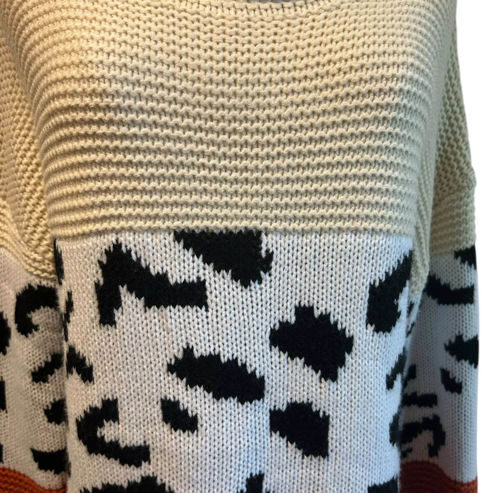 Sweater Cowl Neck SZ LG Multi Knit and Colors Cheetah Chunky Eclectic Aralyn Rae White - Image 4