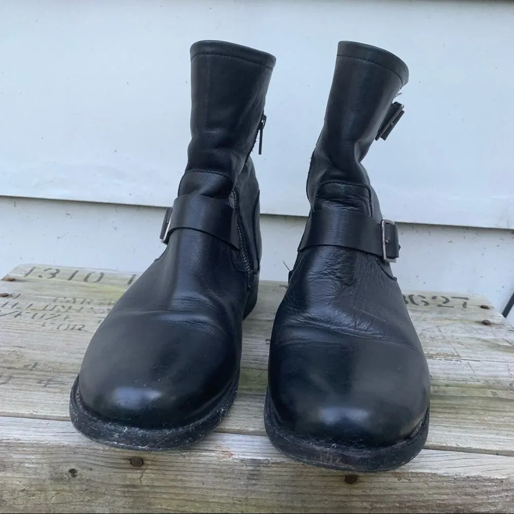 Frye Vicky Engineer Boots black buckle leather 11B Style 3478817 - Image 3