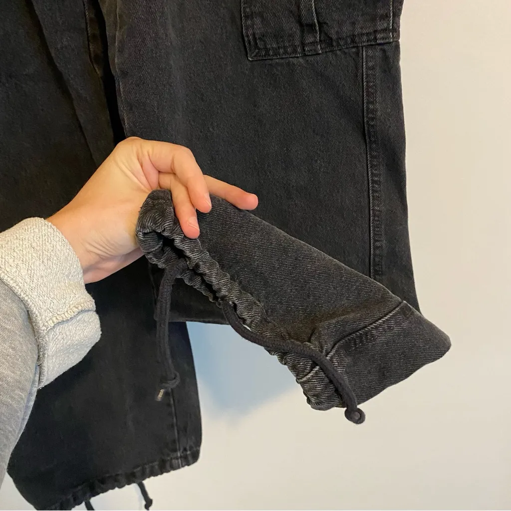 Levi's Black '94 Baggy Cinched Ankle Cargo Jeans size 24 - Image 5