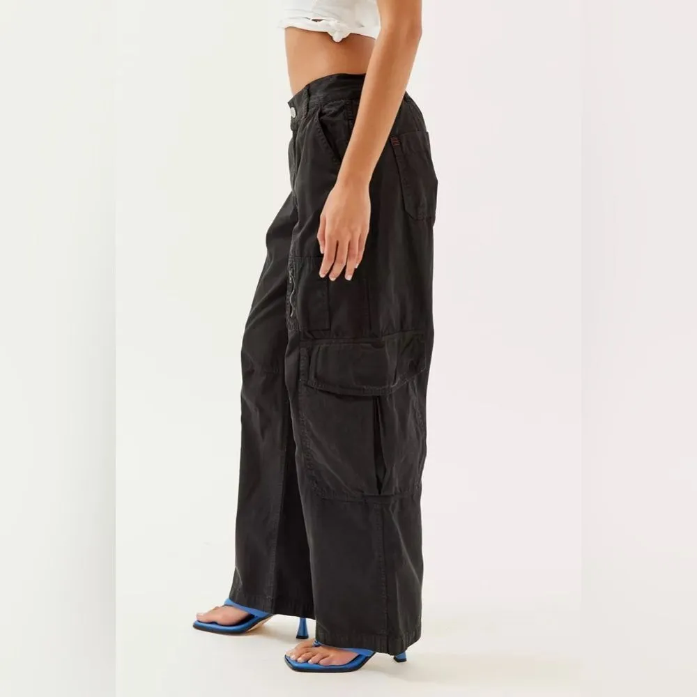 BDG Black “Rae” Carpenter Cargo Wide Leg Pants size 10 goth gorpcore - Image 4