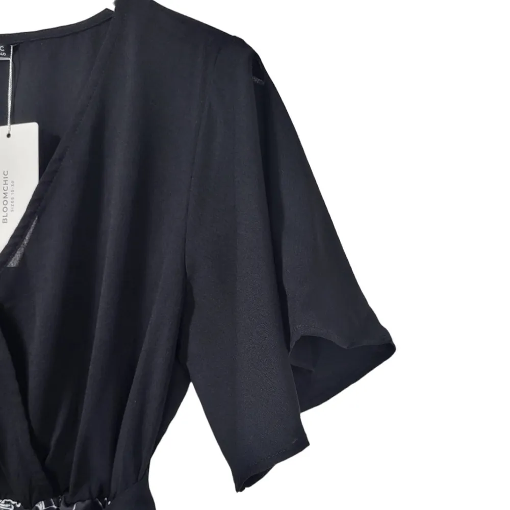 NWT BloomChic Floral Print A Line Butterfly Sleeves Midi Dress in Black/White - Image 9