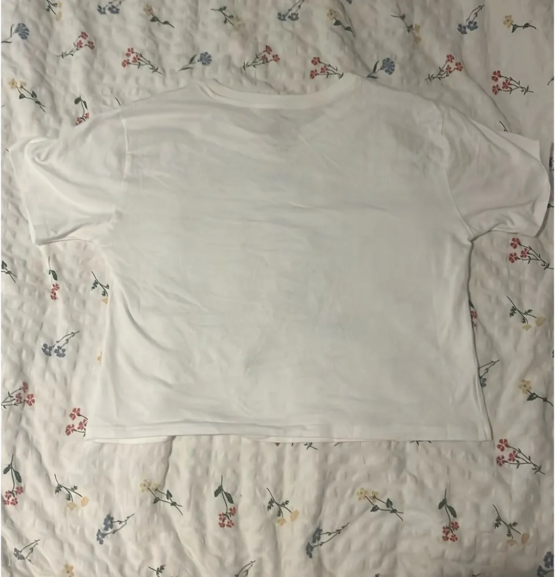 White bow TJ Maxx Shirt Size L - Image 2