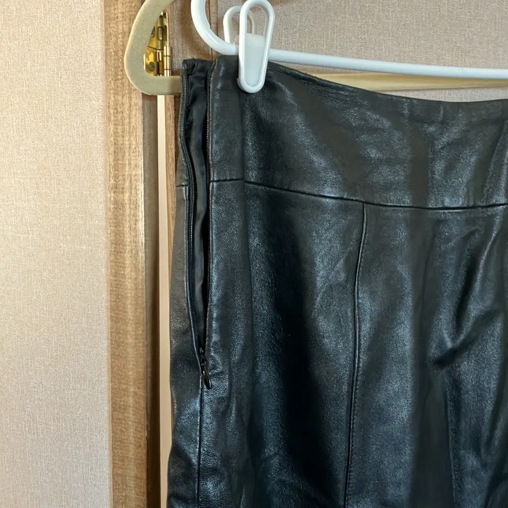 FINAL MARKDOWN Jaclyn Smith Classic Black leather skirt 14 - Image 10