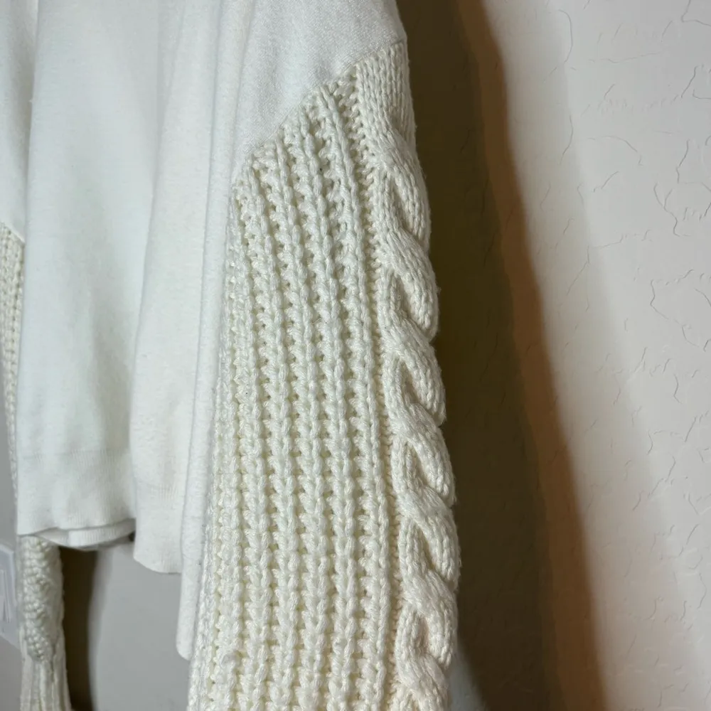 Zara Knit Sweater Women’s Medium Oversized Off-white Cream Cable Knit Sleeve - Image 4