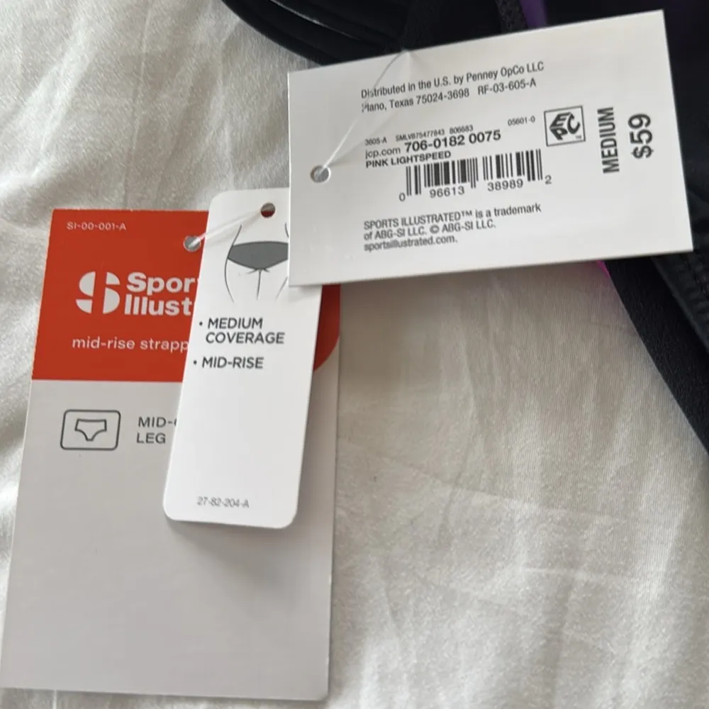 Sports illustrated swim bottoms size M Black Size M - Image 3