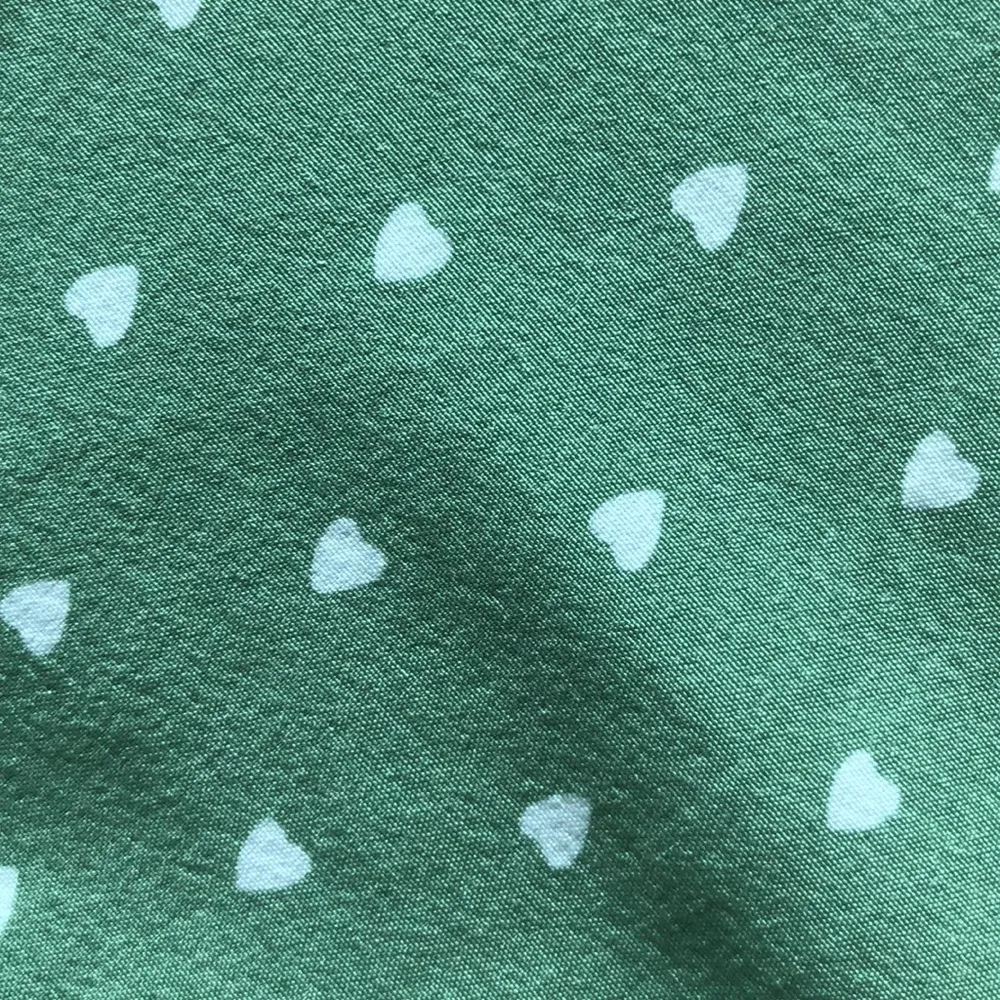 Shein size medium long sleeve lightweight heart top - Image 5