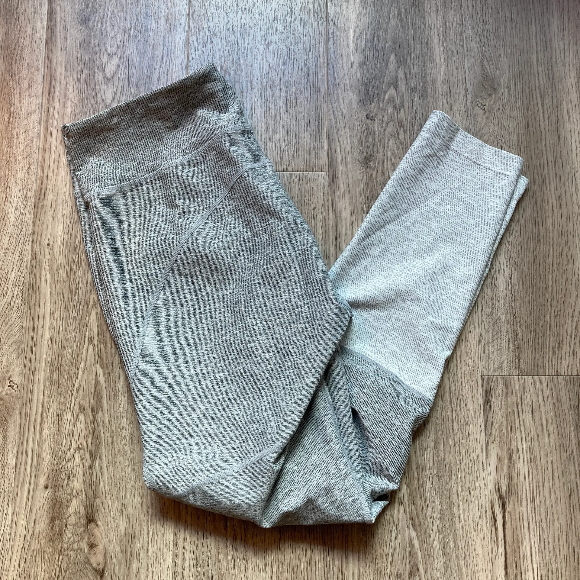 Outdoor Voices 7/8 Dipped Warmup Leggings Size L - Image 2