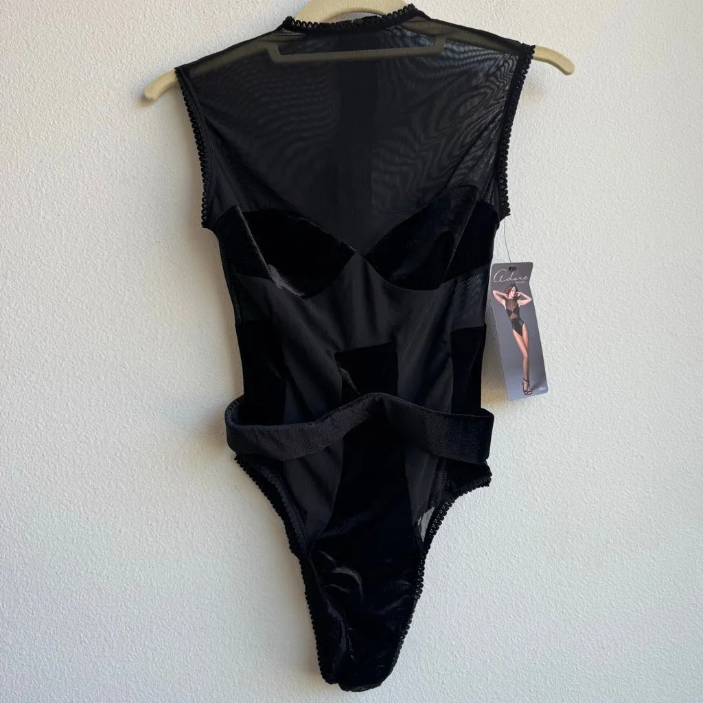 NWT Adore Chloe The Cat Eye Velvet Mesh Sleeveless Bodysuit Size Small Black - Image 2