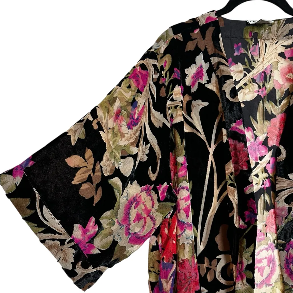 Womens Floral Velvet Burnout Kimono Cardigan Size 1X - Image 2