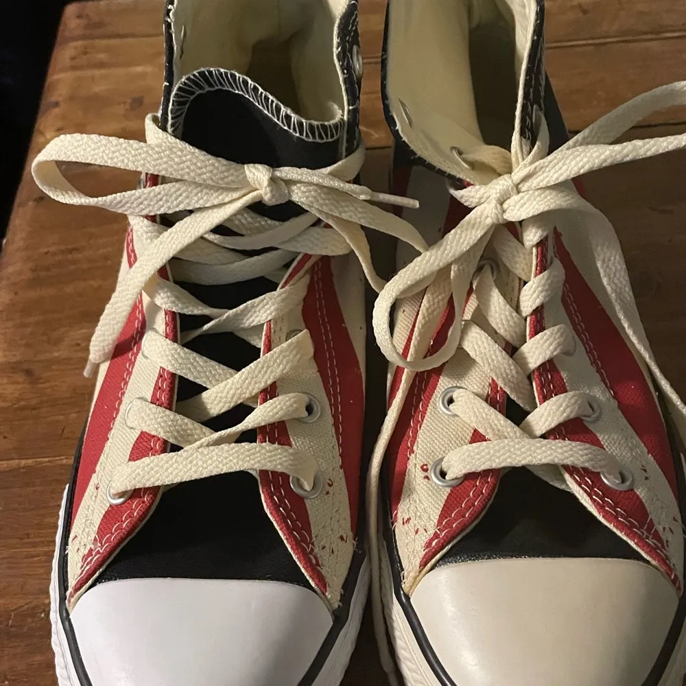 New In Box Converse American Eagle All Stars - Image 10