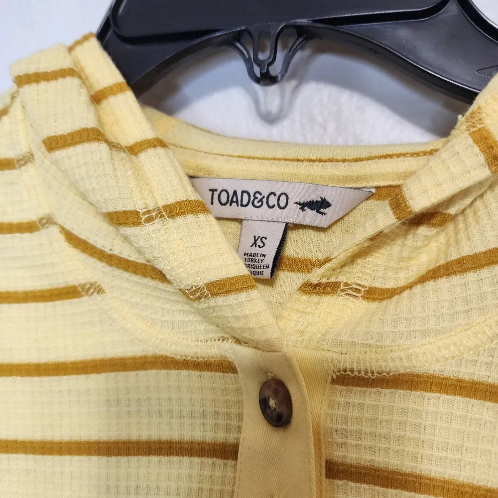 nwot Toad & Co Women's Foothill LS Hoodie Yellow Size XS - Image 3