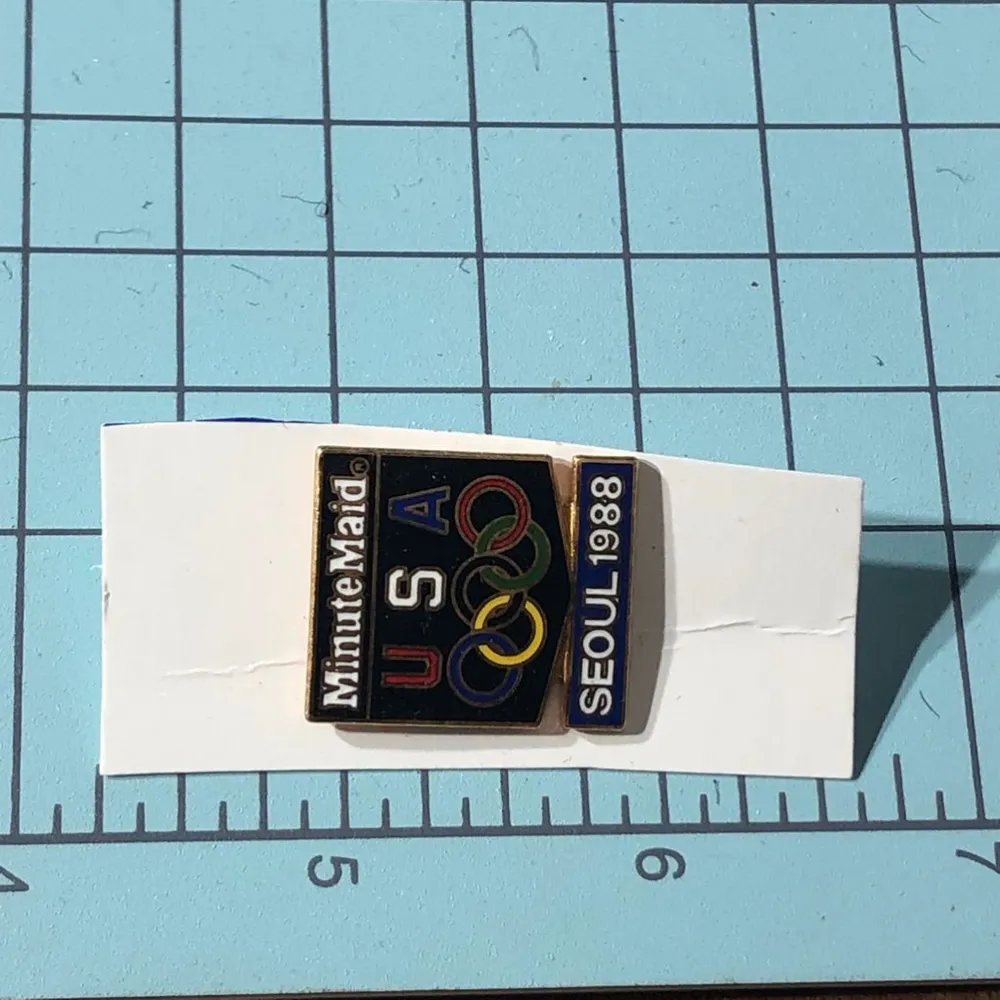 Vintage Minute Maid Team USA Olympic Rings 1988 Seoul Lapel Pin White - Image 3