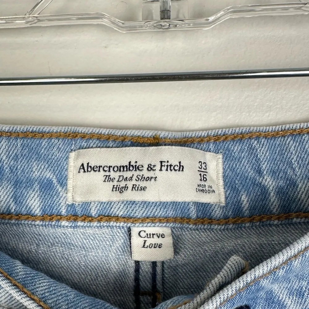 Abercrombie & Fitch  Curve Love High Rise Dad Short Women’s Sz 33 - Image 5