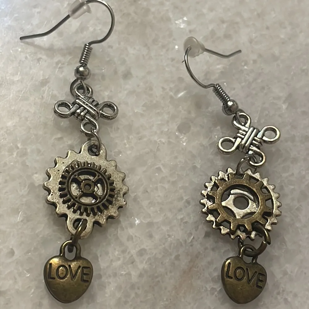steampunk earrings watch gears dangle earrings Silver Brown Love jewelry New - Image 2