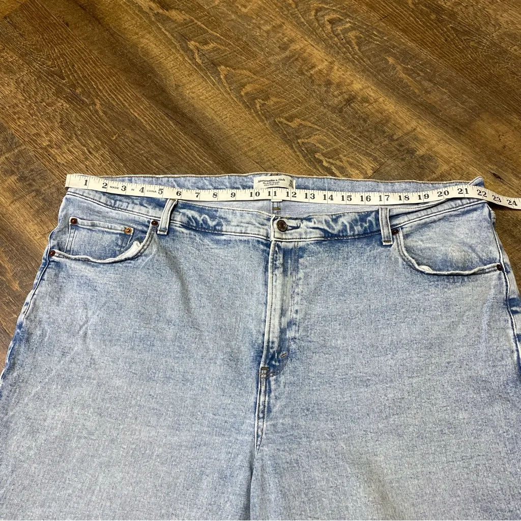 Abercrombie & Fitch Ultra High Rise Ankle Straight Womens 36/22R Blue Curve Love - Image 2