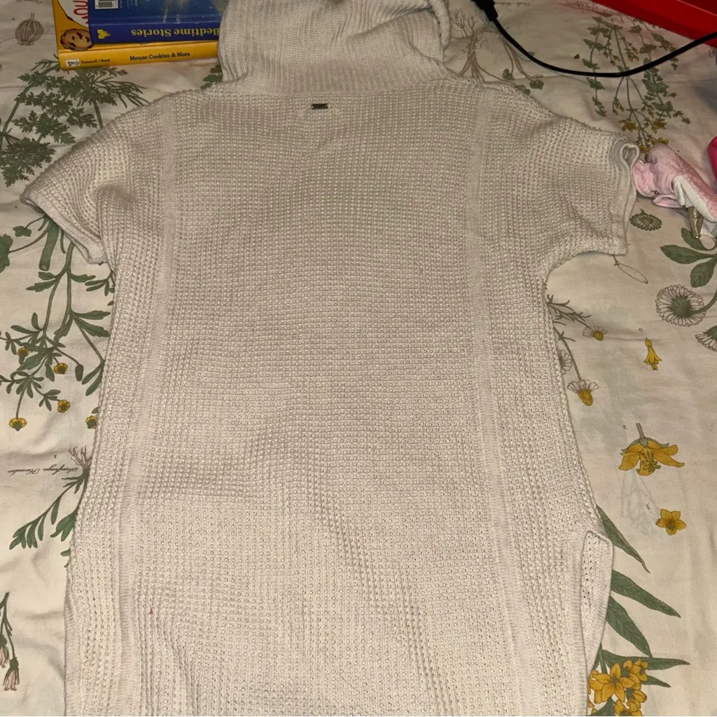 The UGG Selby Sweater Knit Tunic - Image 3