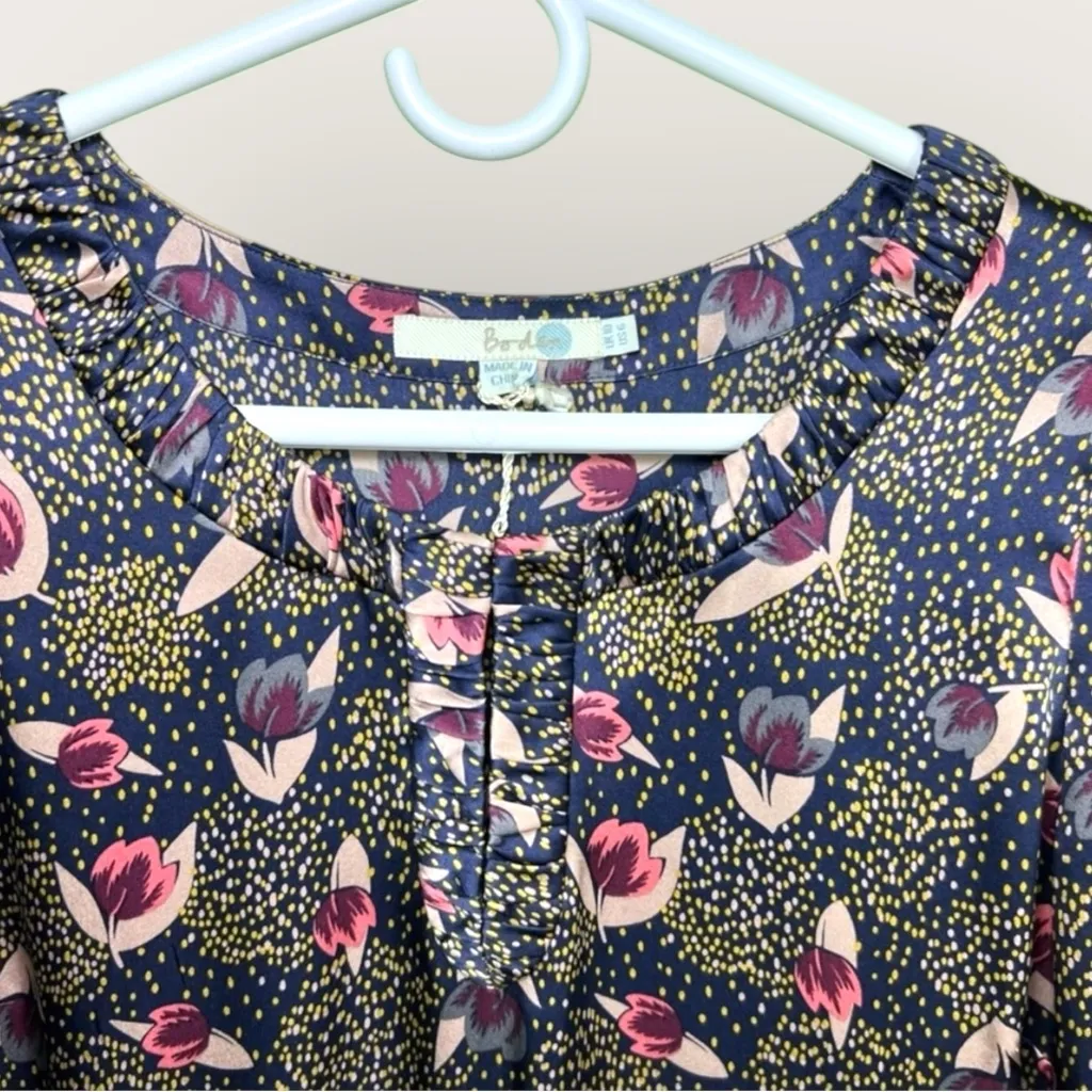 Boden 100% Silk Tulip Print Floral Blouse Navy Pink Green Long Sleeve Size 6 Blue - Image 3