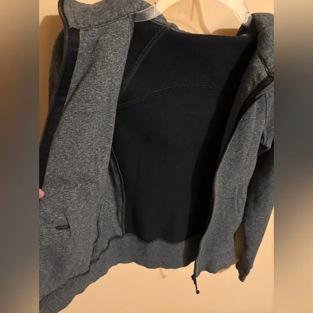 Light Cotton Fleece Scuba Hoodie in Heathered Speckled Black - Image 11