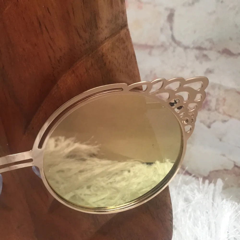 New Mirrored Lenses Rose Gold Luxe Fashion Wire Cat Eye Frame Sunglasses Pink - Image 3