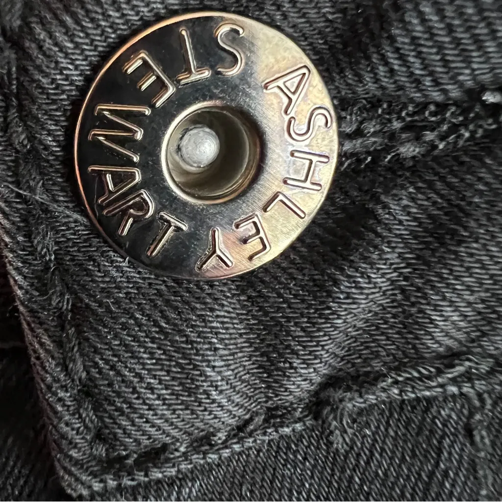 Ashley Stewart Size 20 Black Bleached Distressed 5 Pocket Jeans - Image 6