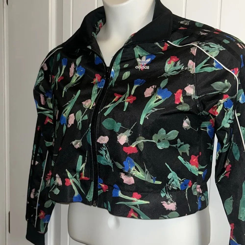 Adidas Originals Bellista All Over Print Floral Crop Track Jacket Sz XS - Image 4
