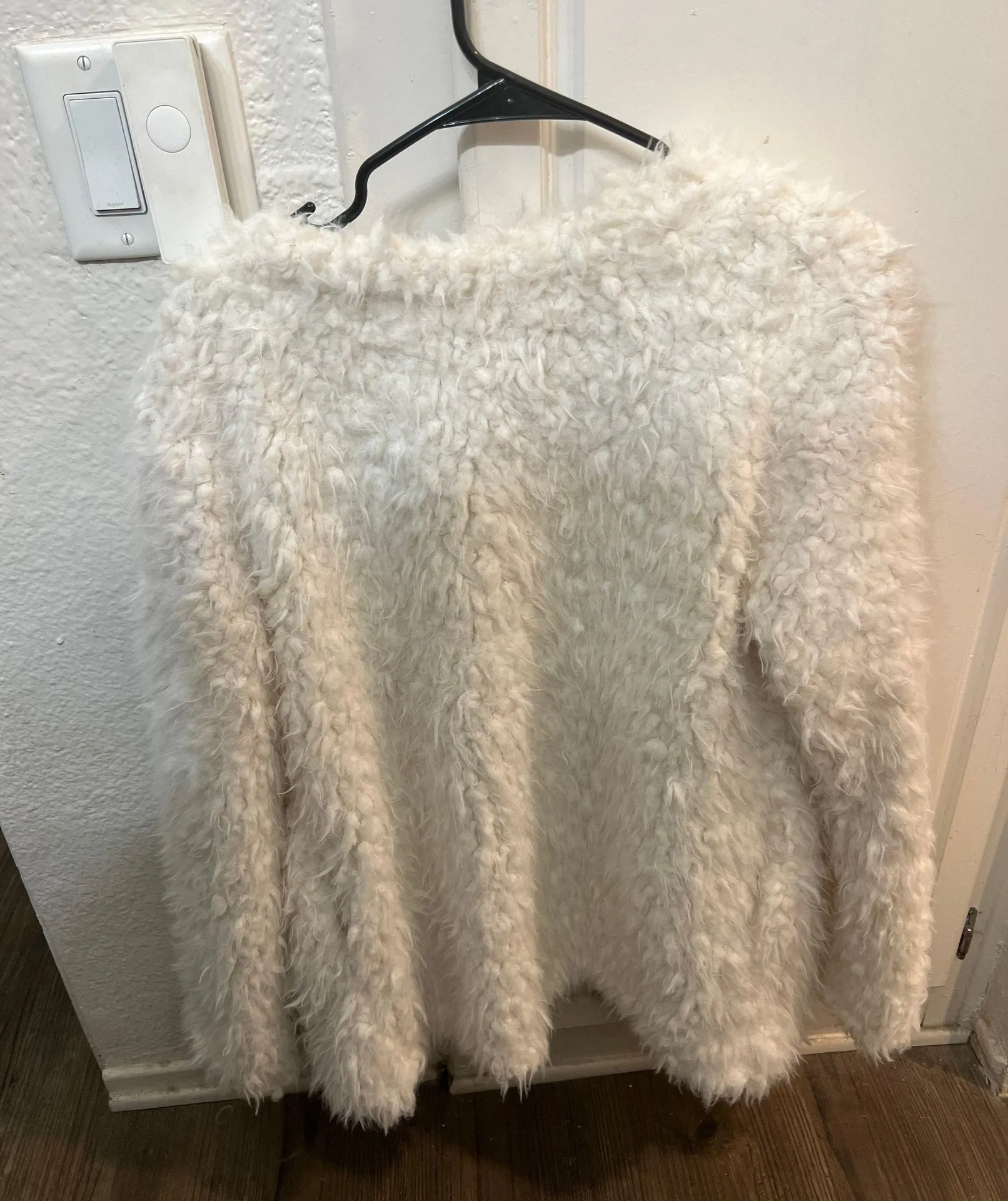 Forever 21 Fuzzy White Jacket - Image 4