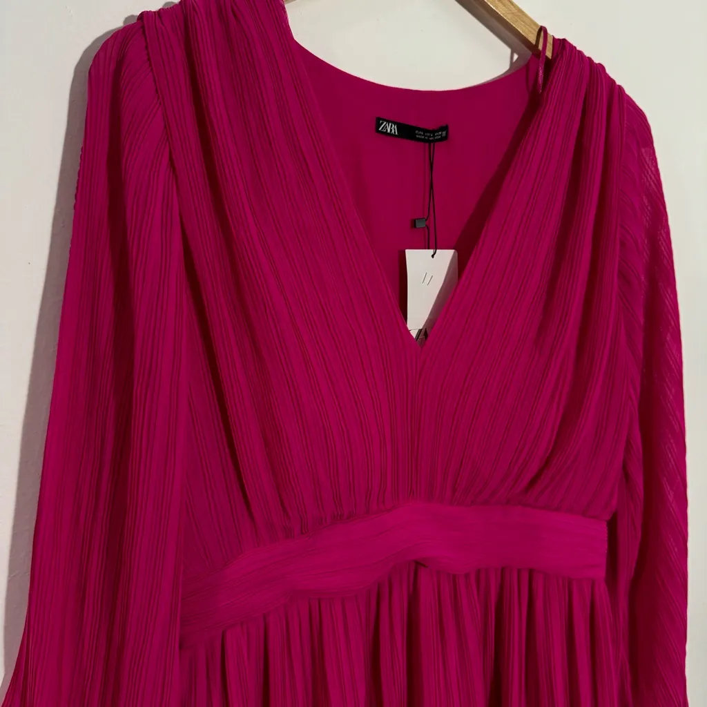 NWT Zara Fuchsia Pleated V-Neck Midi Dress Barbie‎ Hot Pink Size Large - Image 9