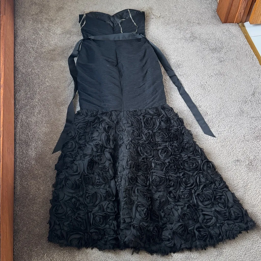 JS Collections Black Strapless Tulle Gown SIZE 8 - Image 3