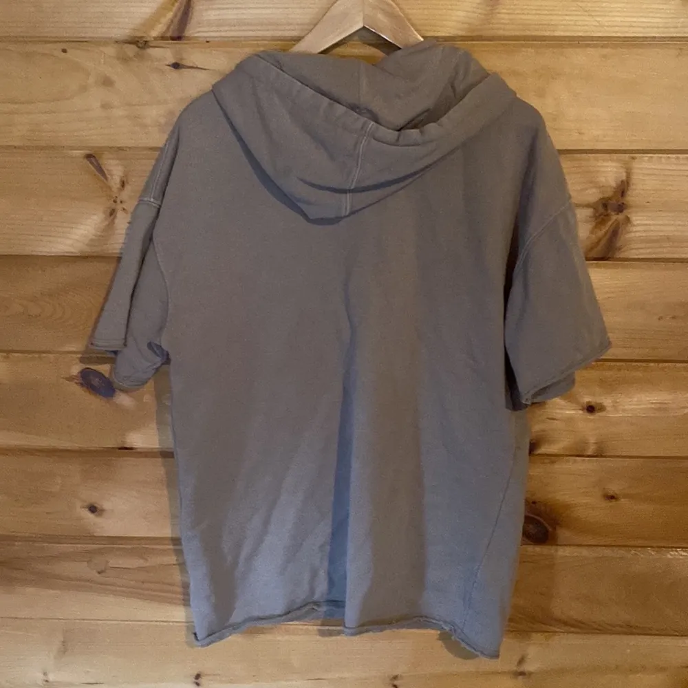 PacSun tan boxy fit short sleeve hoodie sweatshirt - Image 4