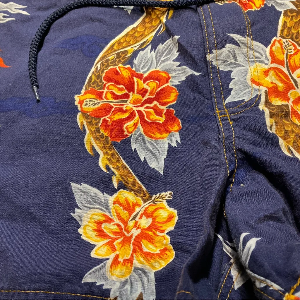 Y2K Board Shorts Women/Junior Sz 5 Blue Orange Hawaiian Print Floral Dragon Dish - Image 2