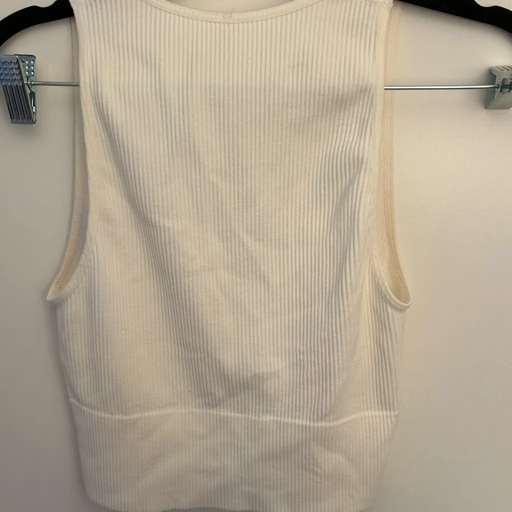 Urban Outfitters White Ribbed V-Neck Tank Top - Image 3
