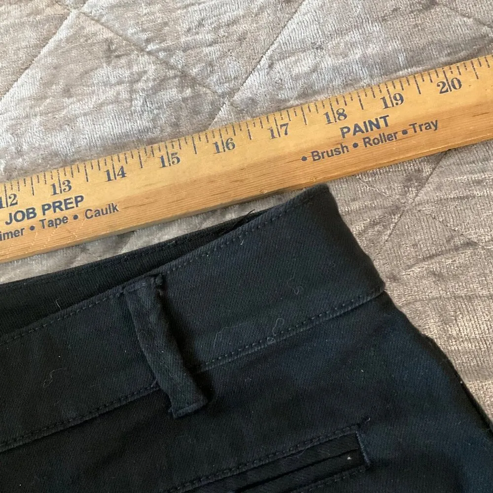 Chicos Platinum Denim Black Bermuda Shorts Size 2 12  Cotton Womens Casual Wear - Image 6