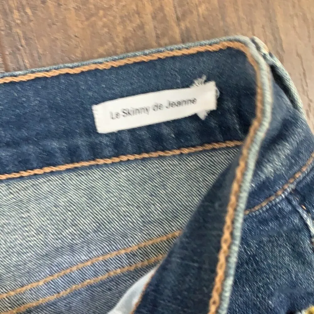 FRAME Le Skinny De Jeanne in Loyola Low Rise Ankle Jeans - Image 4