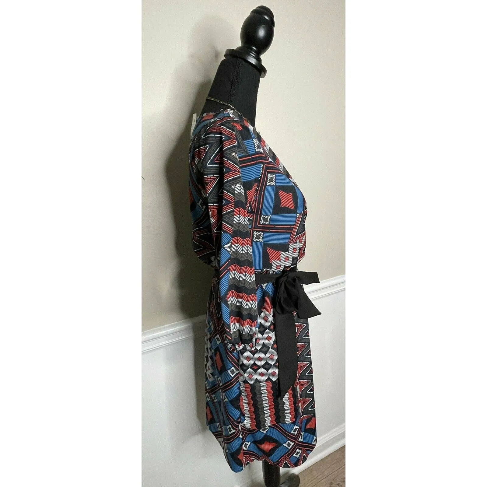 NWT Everly Multicolor Mosaic Faux Wrap Dress SZ S - Image 4