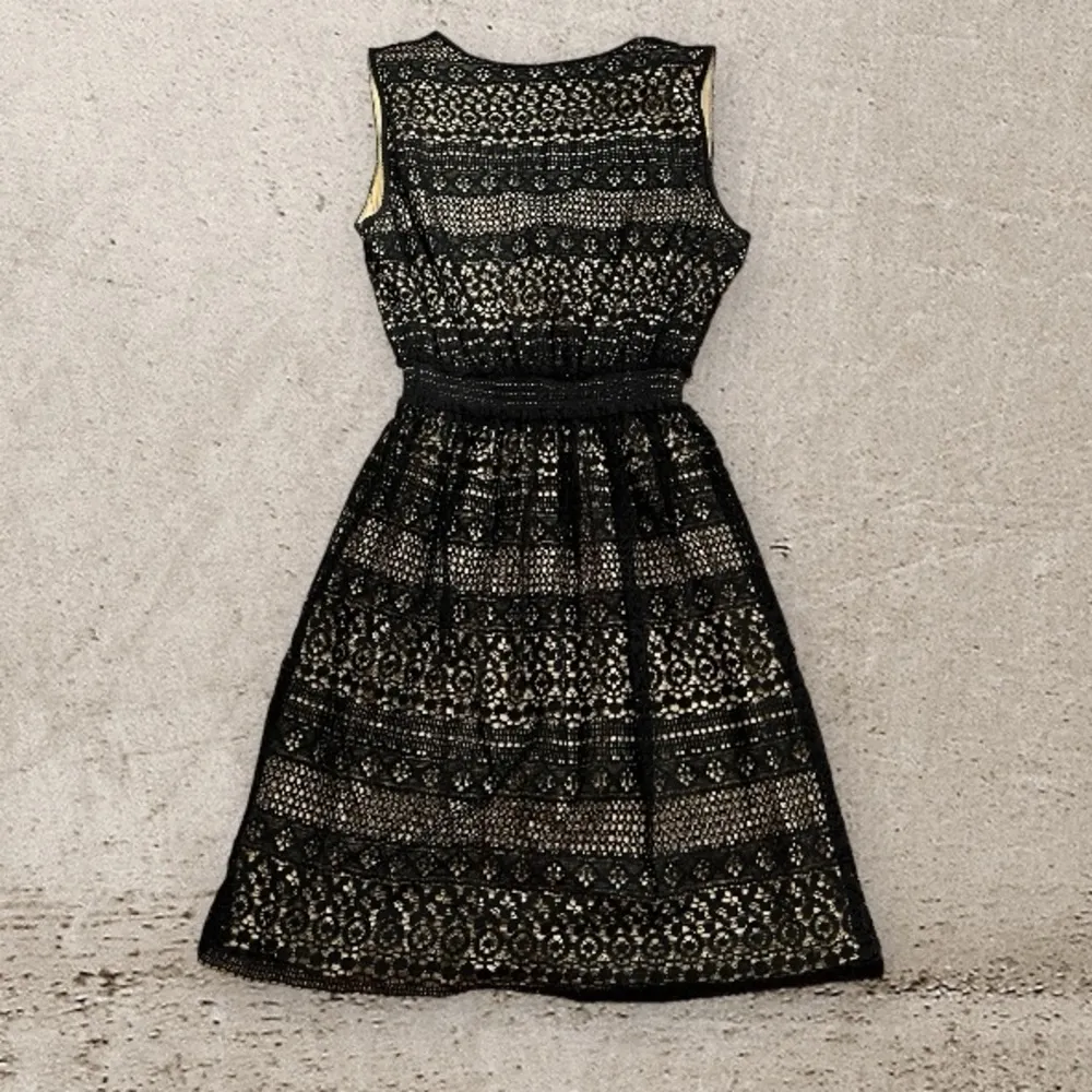 Max Studio  Black Lace Dress Size Medium - Image 2