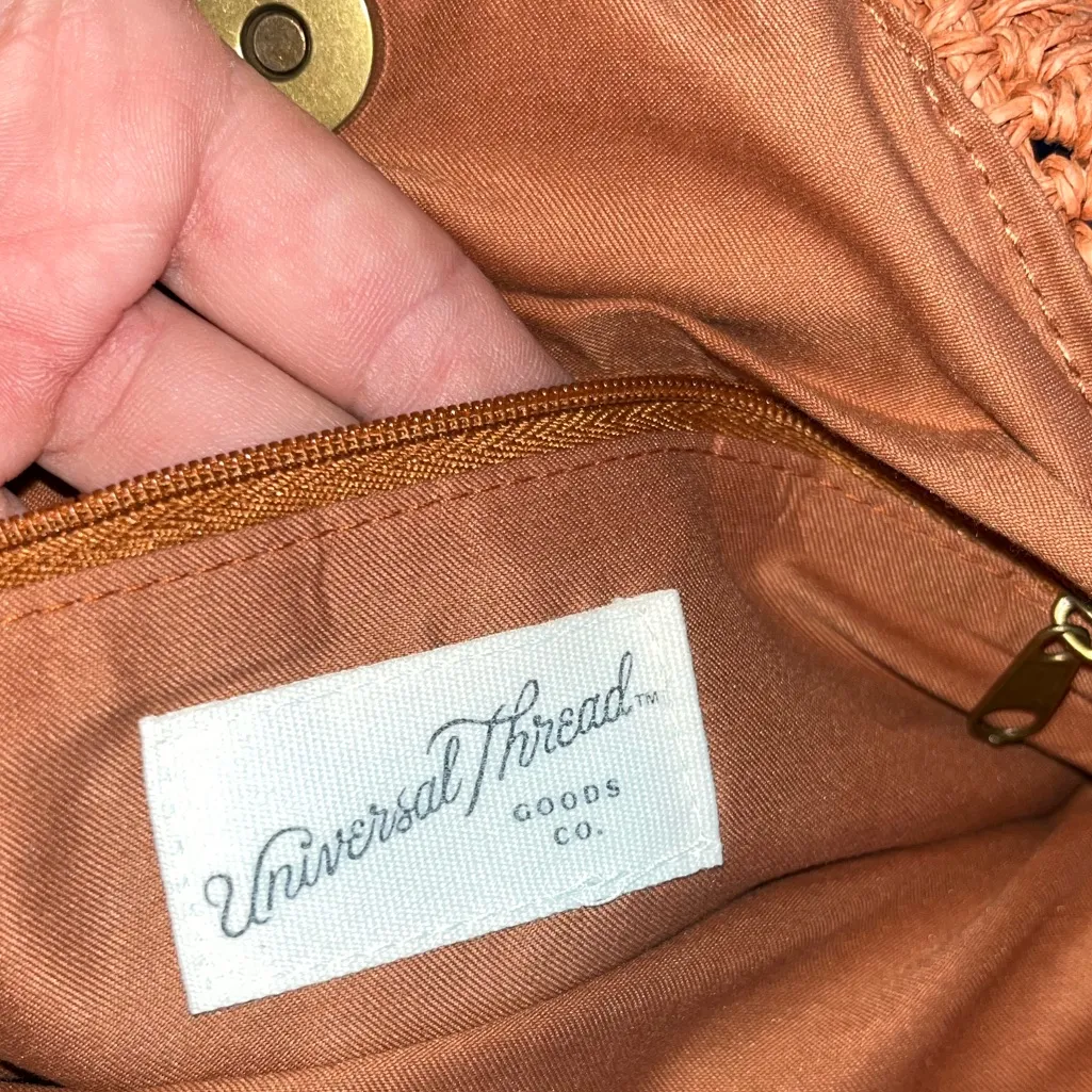 NWOT! Universal Thread Sienna Crochet Mini Crossbody Purse - Image 4