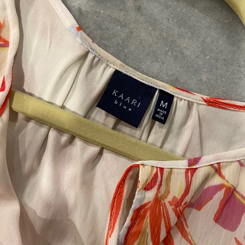 NWOT Kaari Blue Size M Sleeveless Ruffle Tassel Flowy White Tropical Mini Dress - Image 11
