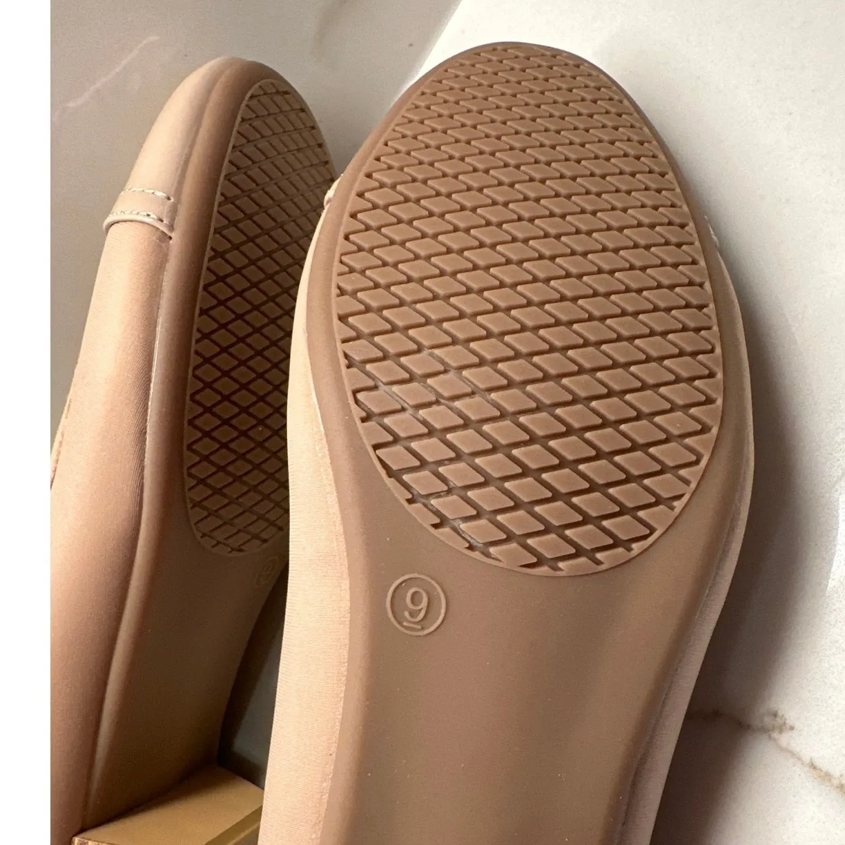 New in Box Ortho+rest Women's Bunion Low Heel Orthopedic Pumps Size 9 Tan - Image 9