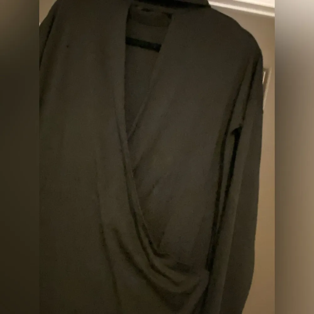 joy joy Black Long Sleeve Keyhole Open Back Turtleneck Dress Women's Sz Small​ - Image 7