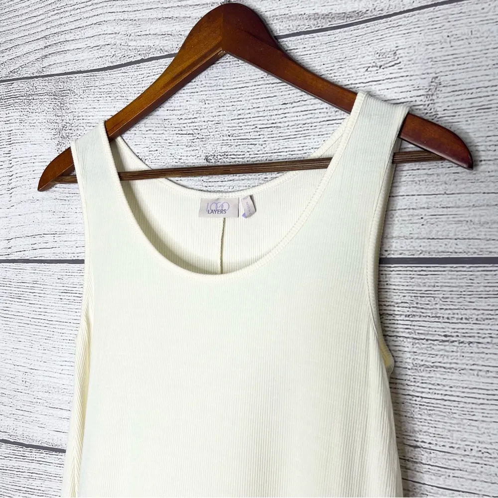 LOGO Layers by Lori Goldstein Scoop Neck Flowy Tank Top in Cream Size XS - Image 3