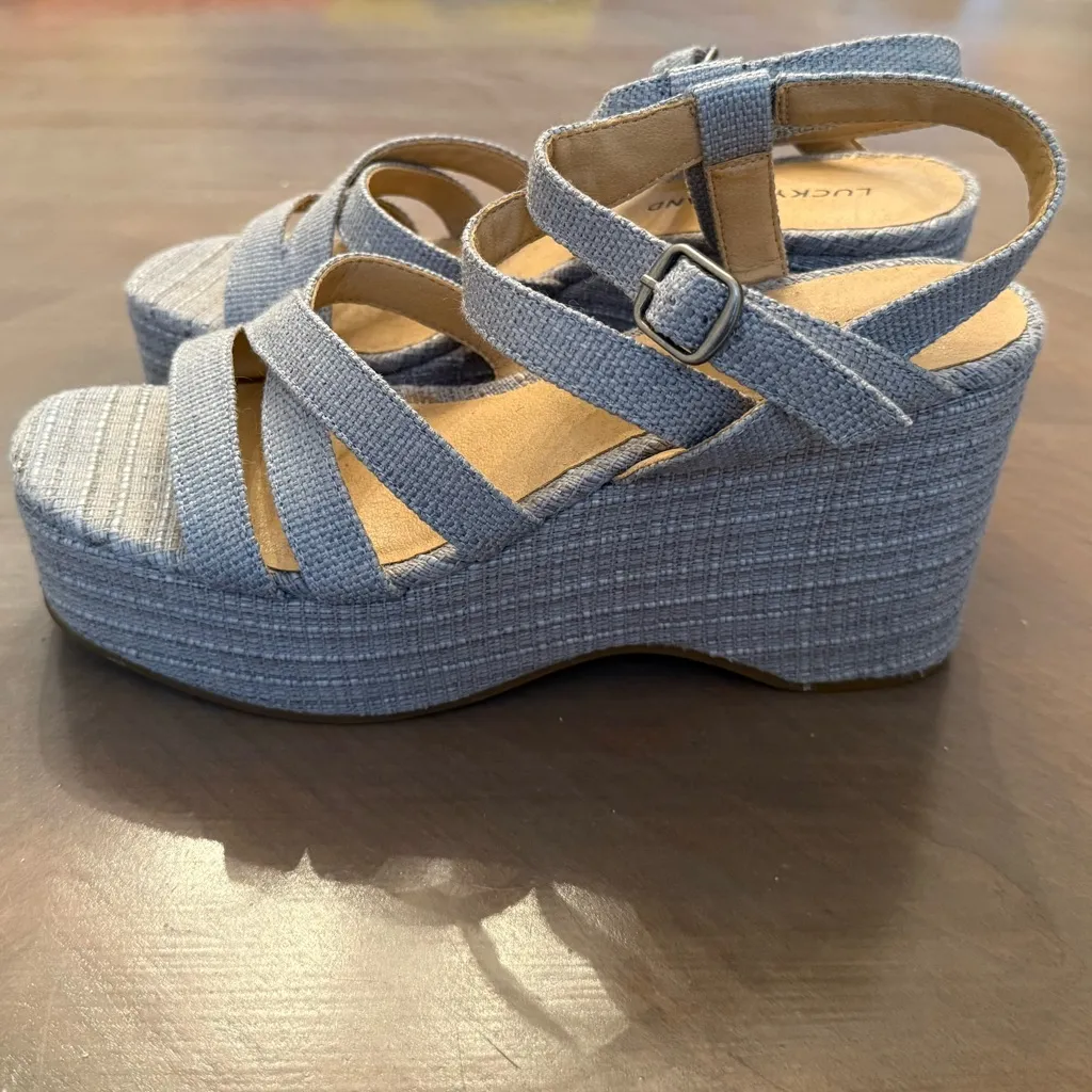 Lucky Brand Carlisha Raffia Sculpted Platform Wedge Ankle Strap Sandal - Image 5