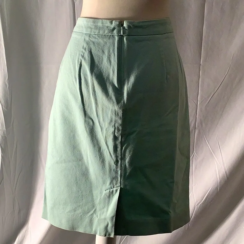 Jordan Almond Mint Green Twill Pencil Skirt. Worn Once, Like New - Image 6