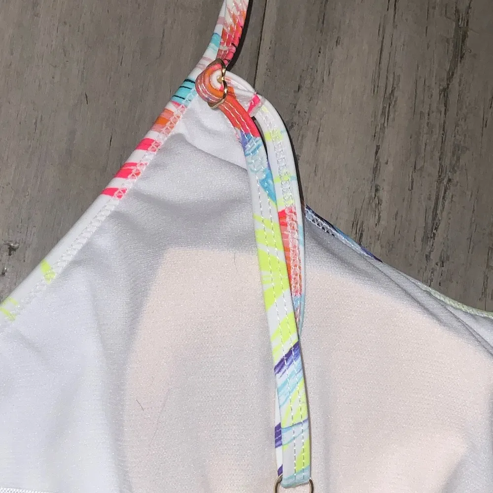 Endless Waves Tropical Bikini Swimsuit Set with Sporty Crop Top Jr L 11 - Image 5