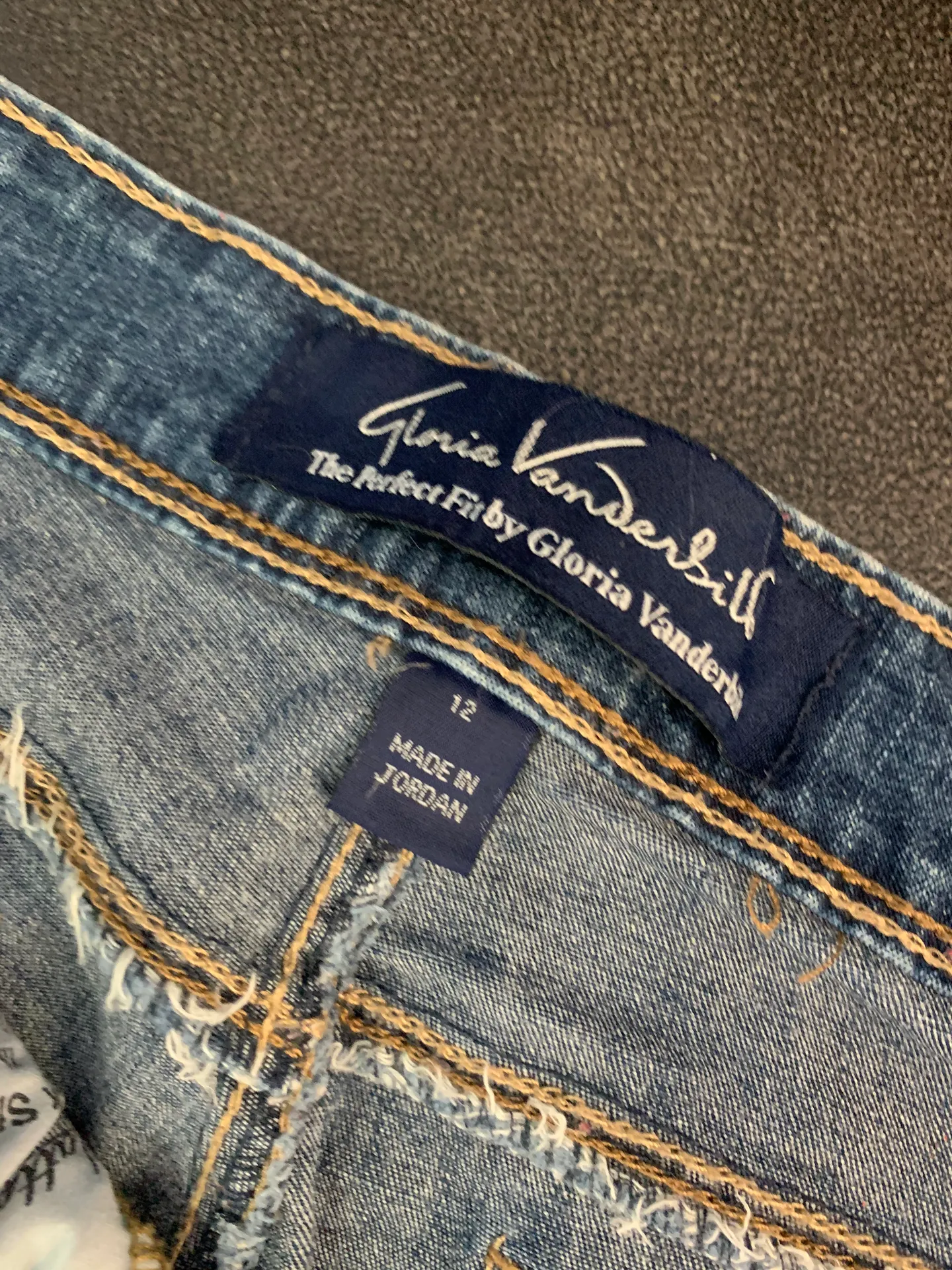 Like New  The Perfect Fit Jeans Size 12 - Image 3