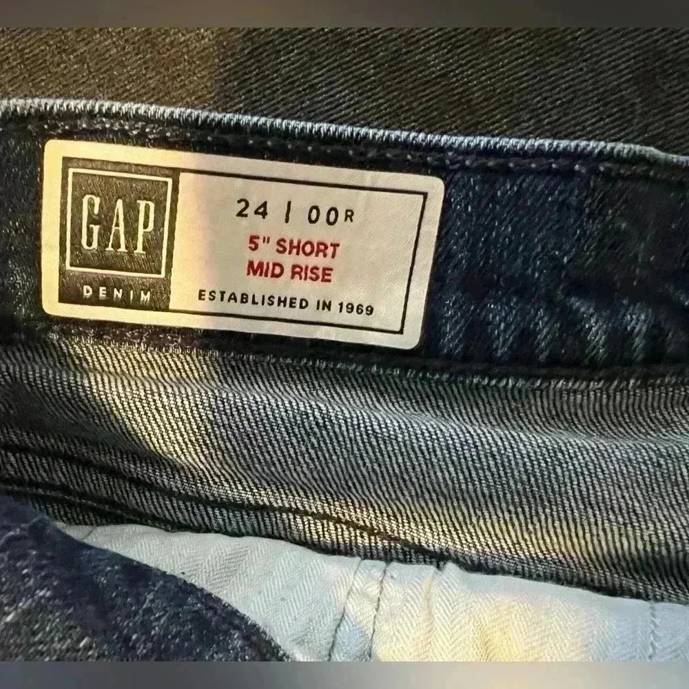 Gap women’s 5” inch rolled hem jean short summer casual comfort denim so 24/00 - Image 3